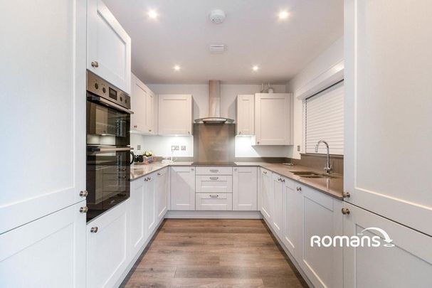 4 bedroom detached house to rent - Photo 1