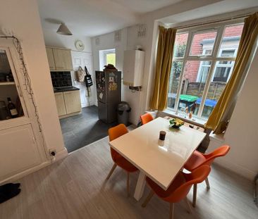 1 bedroom flat to rent - Photo 6