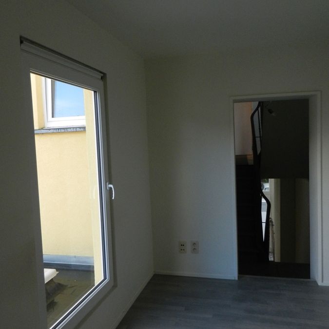 Lichtrijke ruime Herenwoning nabij Gent- Centrum te huur - Photo 1