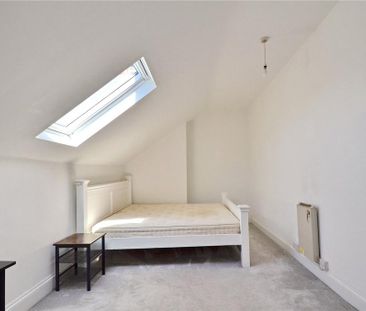 6 bedroom terraced house to rent - Photo 4