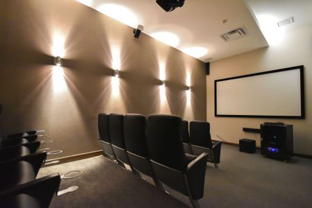 For Lease - 90 Stadium Road Unit# TH111, Toronto, Ontario - Photo 5