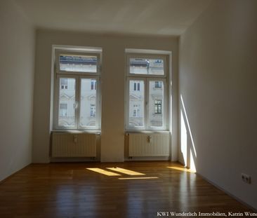 Wie ein 6er im Lotto: Kleines Raumwunder mit EBK & Tageslichtbad - Foto 1