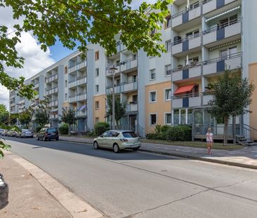 wunderschöne Wohnung mit einer großzügigen Küche wartet auf ihren L... - Photo 6