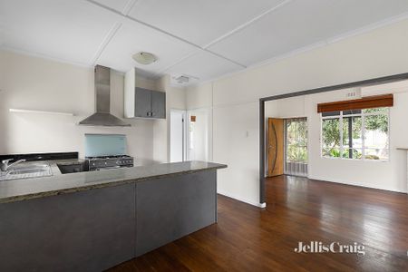 11 Cypress Street, Heidelberg West - Photo 3