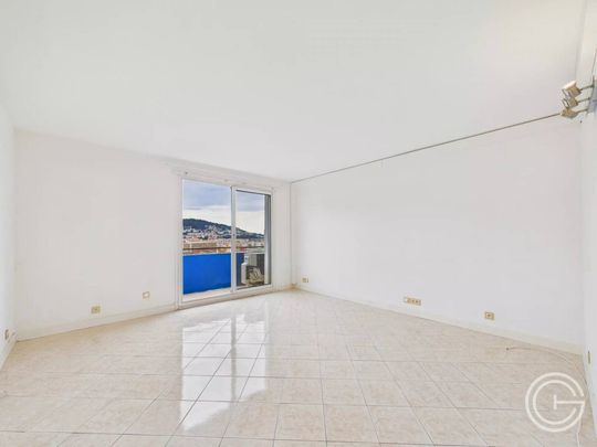 APPARTEMENT 3 PIECES - 29 CORNICHE FRERE MARC - PROCHE VOIE ROMAINE - Photo 1