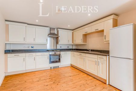 1 bedroom flat to rent - Photo 5