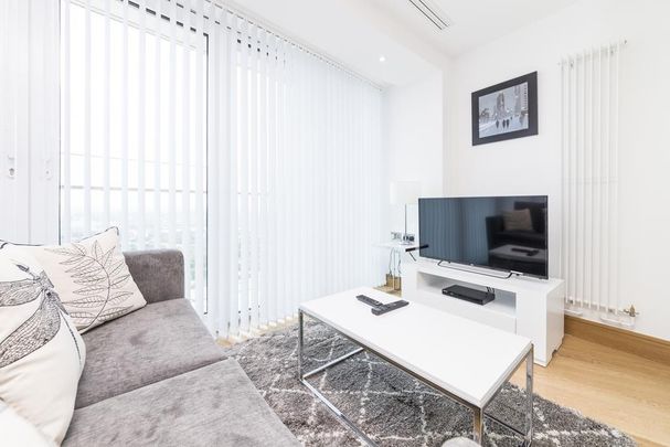 Studio to rent - Photo 1