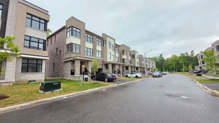 For Lease - 60 Puisaya Drive, Richmond Hill, Ontario - Photo 5