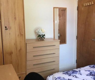 5 bedroom house share to rent - Photo 2