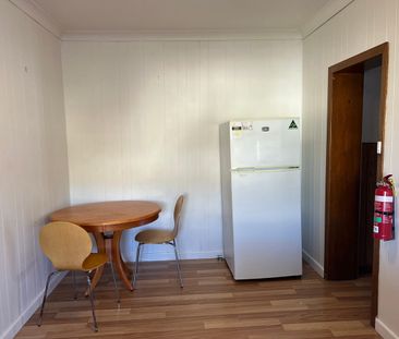 4 bedrooms available - student accommodation!! - Photo 1