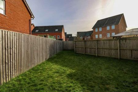 Filter Bed Way, Sandbach, CW11 - Photo 2