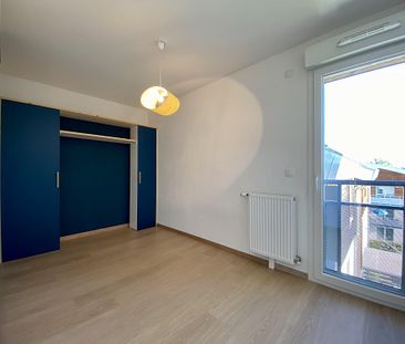 Location Appartement 4 pièces 77,12 m² - Photo 1