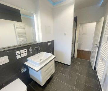 Die ist es! + Dunkles Parkett + Fußbodenheizung + Balkon + Wanne & ... - Photo 4