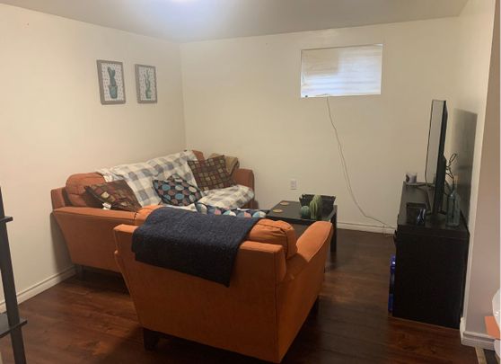 For Lease - 18 Myrtle Avenue Unit# Lower, St. Catharines, Ontario - Photo 1