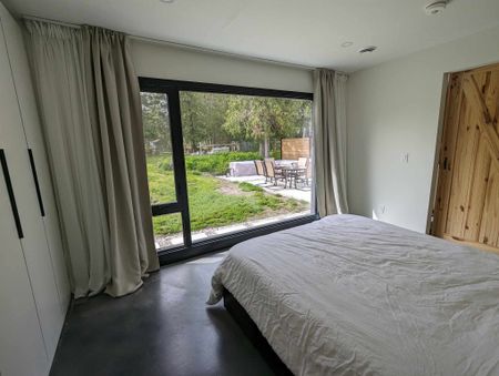 For Lease - 117 Glenlake Boulevard, Collingwood, Ontario - Photo 2