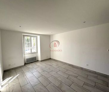 Location Appartement 1 pièce 23m² EVENOS 83330 - Photo 3