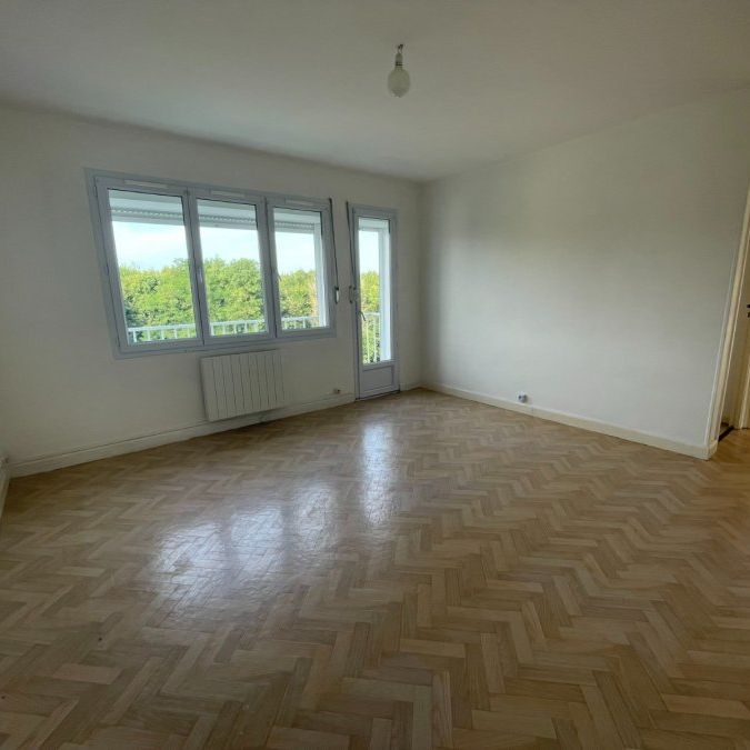 Appartement 3 pièces à - Photo 1