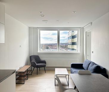 2 bedroom apartment to rent - Photo 2