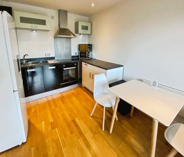 2 bedroom apartment to rent - Photo 5