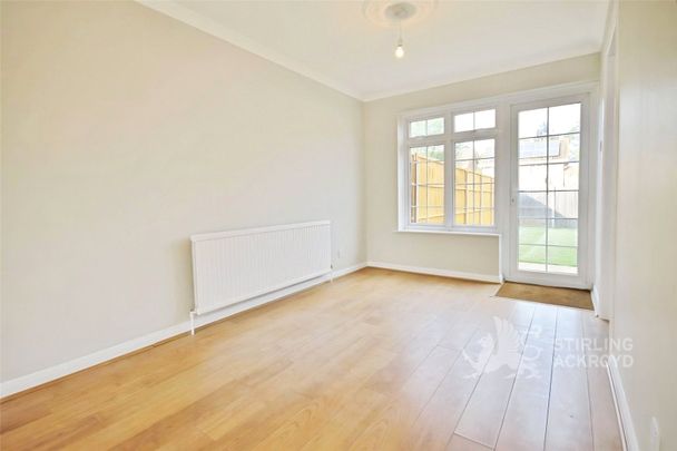 Hawley Road, Blackwater, Surrey, GU17 9ES - Photo 1