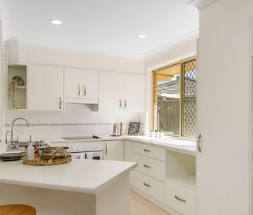 177 Matthew Flinders Drive, Port Macquarie NSW 2444 - House For Ren... - Photo 2