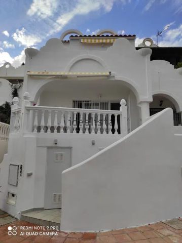 Alquiler de chalet adosado en Avenida Aljaima, 23 - Photo 3