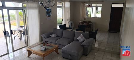 Location Maison 4 pièces 110m² FAAA 98704 - Photo 3