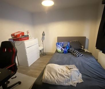 Ruim gelijkvloers appartement met 2 slaapkamers op boogscheut van E314 - Foto 1