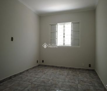Sobrado com 2 quartos e 79m² para alugar em Vila Camilópolis, Santo... - Foto 1