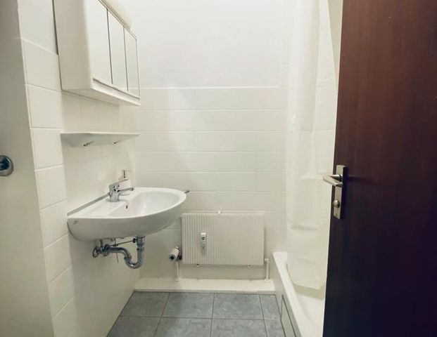 Möbl. 1 Zimmer Wohnung in Neuhausen-Nymphenburg befristet ab 6M - Foto 1