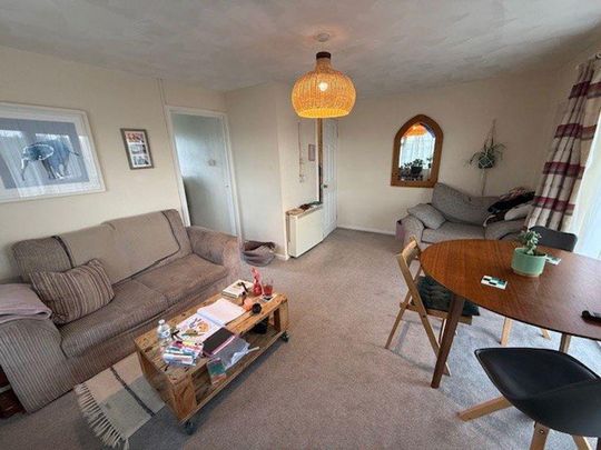 3 bedroom flat to rent - Photo 1