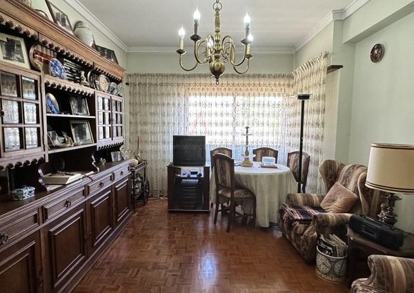 Apartamento T3 em Lisboa