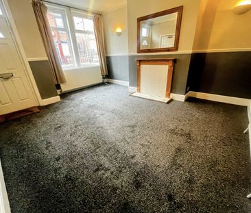 Copperfield View, Leeds - Photo 1