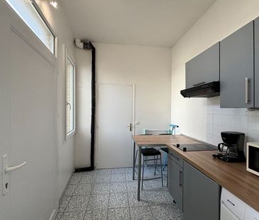 APPARTEMENT T1 REIMS CENTRE - 21.4 M² - Photo 6