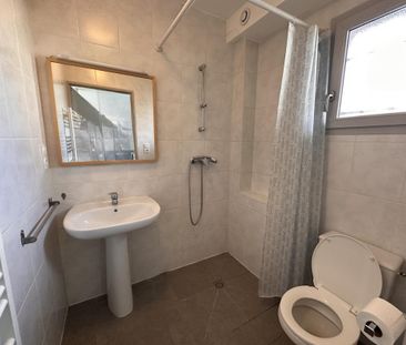 Location Appartement 2 pièces 32m² LA MOTTE SERVOLEX 73290 - Photo 2