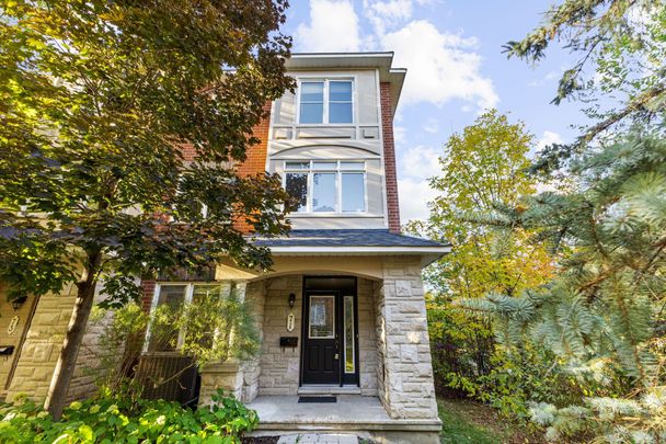 For Lease - 71 Metropole Private, Westboro - Hampton Park, Ontario - Photo 1