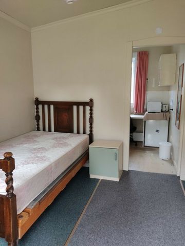 Cornhill Street - Available 2026 - Internet Included - Fully Furnished - Photo 5