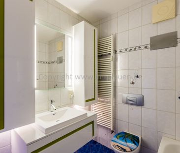 moderne Einbauküche, Dachgeschoss, Balkon - 3 Raumwohnung in Haselb... - Foto 1