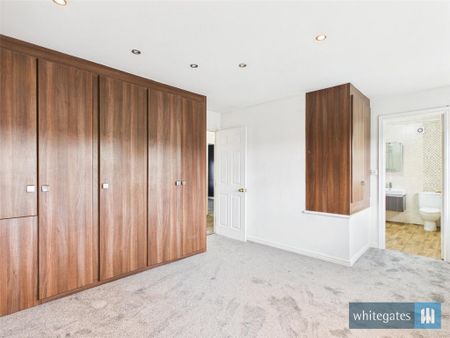 4 bedroom detached house to rent - Photo 3