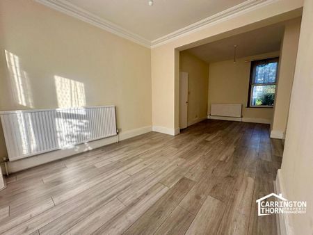 3 bedroom end of terrace house to rent - Photo 2