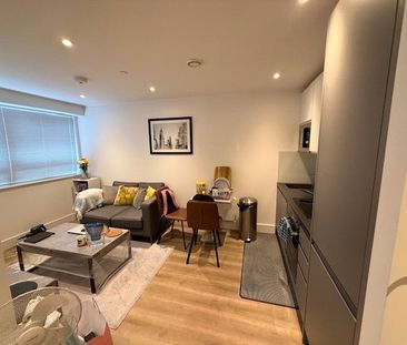 apartment to rent Wood Street, East Grinstead, West Sussex, RH19 - Photo 6