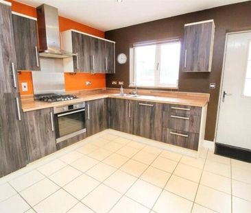 property to rent Selkirk Drive, Oakridge Park, Milton Keynes, Bucki... - Photo 5