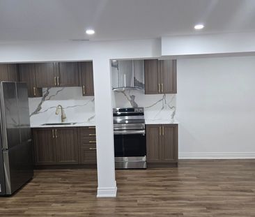 For Lease - 53 Larry Crescent, Haldimand, Ontario - Photo 4