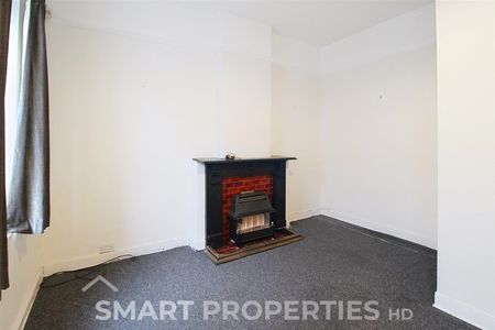 Market Street, Milnsbridge, Huddersfield - Photo 2