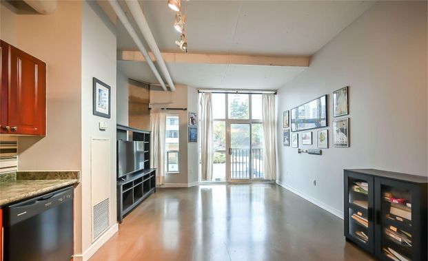 For Lease - 66 Bay Street Unit# 307, Hamilton, Ontario - Photo 1