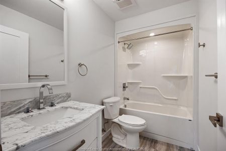 For Lease - 1500 OUELLETTE Unit# 305, Windsor, Ontario - Photo 3