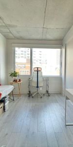 ★Rent free for May 2026★ LEASE TRANSFER – 4 ½ apartment – $2110/month – Quartier Latin – Available in May 6 (Building management approval required) - Photo 4