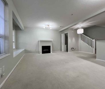 7088 17th Avenue town house — Burnaby, BC (2-Bedroom) - 2 Bedroom - Photo 4