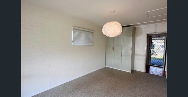 Little Gem on Yamba Road! - Photo 1