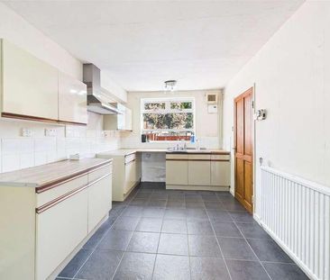 Meadowgate Road, Salford, Greater Manchester, M6 - Photo 6